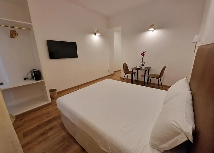 Bed and Breakfast Cuma 4*